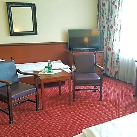 Jagdhof Hotel 4*