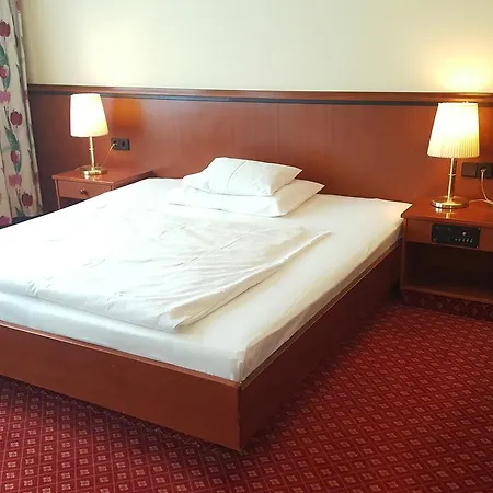 Jagdhof 4* Guntramsdorf